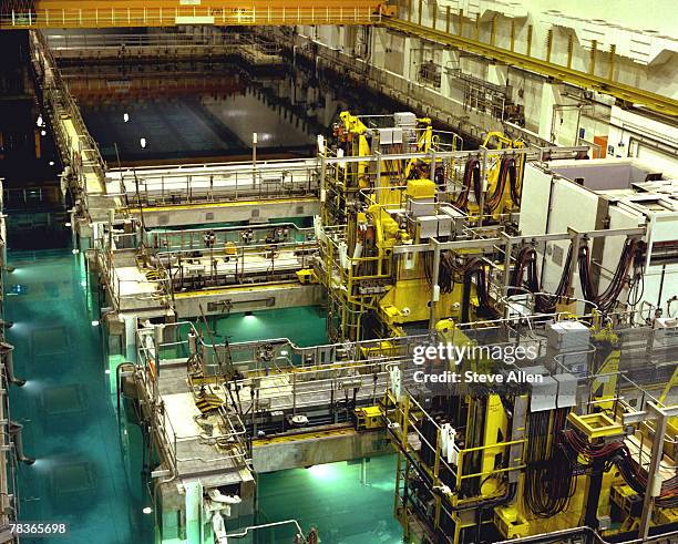 Nuclear Reactor Interior Photos and Premium High Res Pictures - Getty ...
