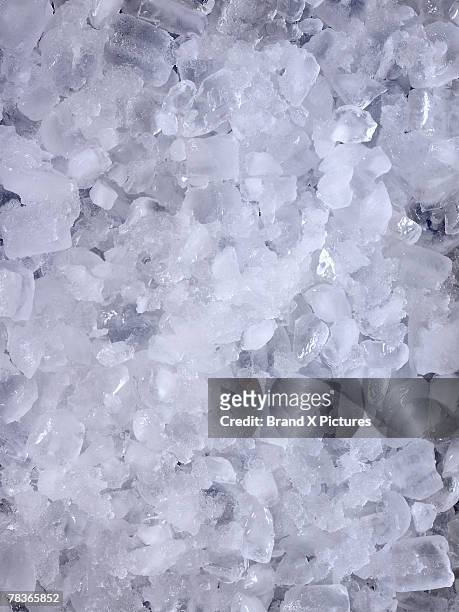 crushed ice - ghiaccio tritato foto e immagini stock