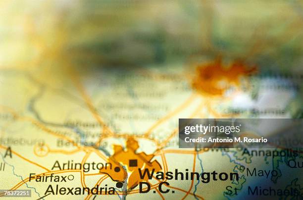 washington dc on map - country geographic area stock pictures, royalty-free photos & images