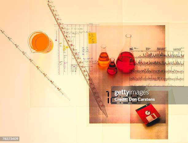 Lab Disk 155 Lab Disk Stock Photos, High-Res Pictures, and Images - Getty Images