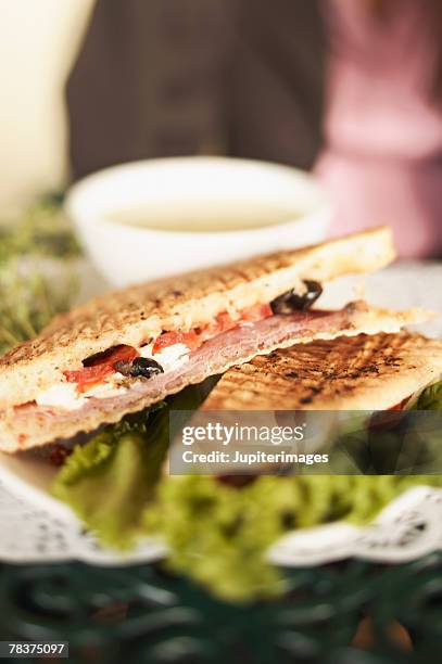 toasted sandwich and soup - panorering bildbanksfoton och bilder