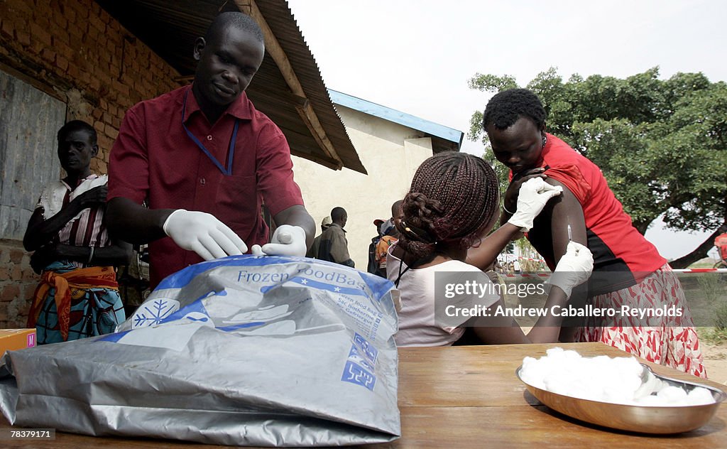 Meningitis Vaccinations Take Place in Uganda