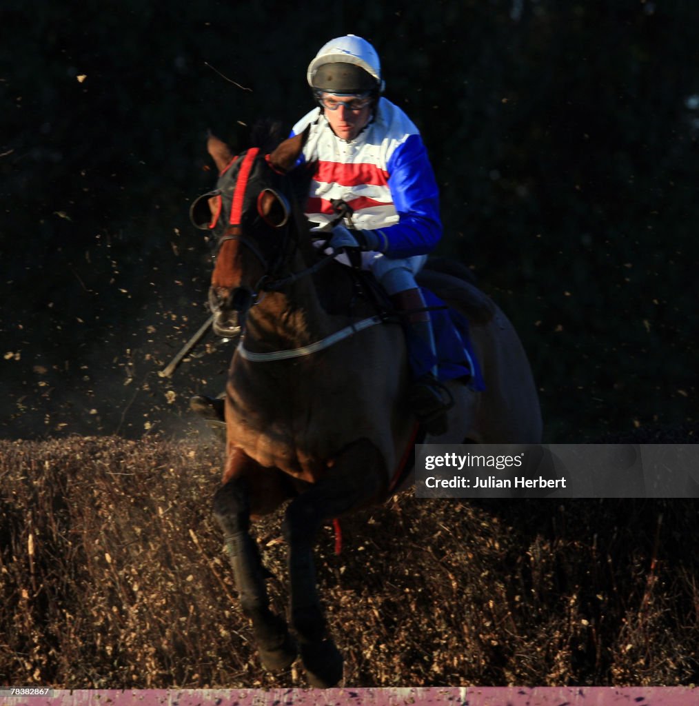 The Dave Deadman Trucking And storage Selling Handicap Steeple Chase Race