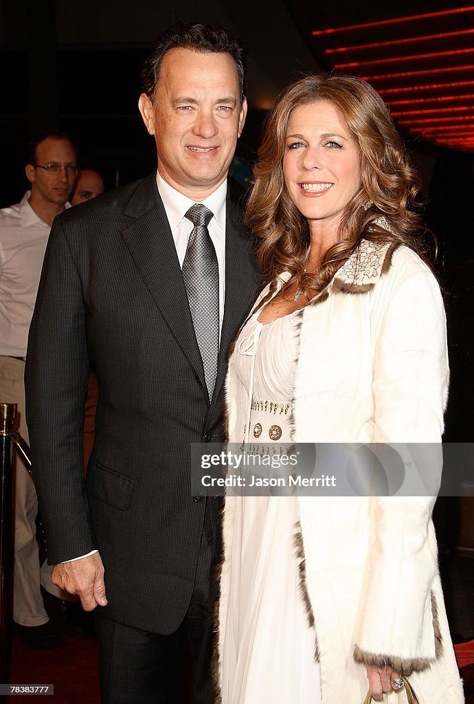 "Charlie Wilsons War" Los Angeles Premiere - Arrivals