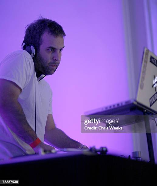 Stoke Roke 80 Stone Rokk Photos & High Res Pictures - Getty Images