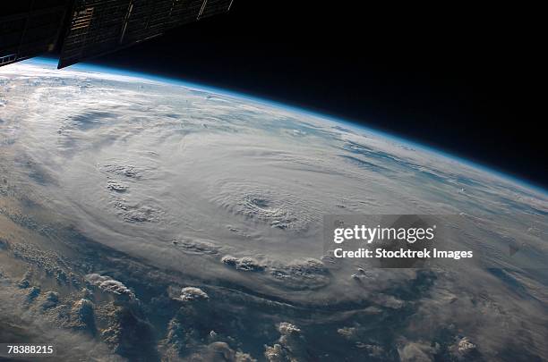 hurricane felix - eye of the storm stock pictures, royalty-free photos & images