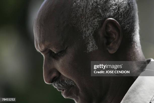 Guled Guled Photos and Premium High Res Pictures - Getty Images