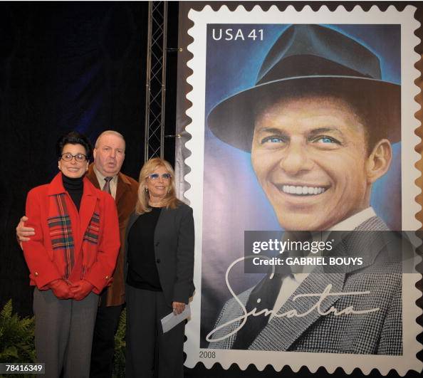 US entertainer Frank Sinatra's children Tina, Frank Jr. and Nancy