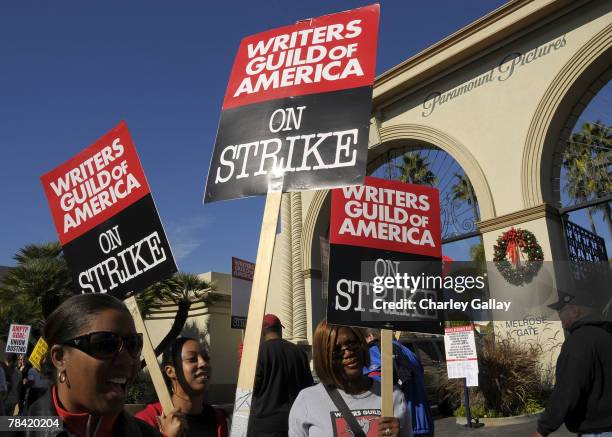 Strikers march at the Writer's Guild of America's 'Diversity Day' at Paramount Pictures studio on December 12, 2007 in Los Angeles, California.