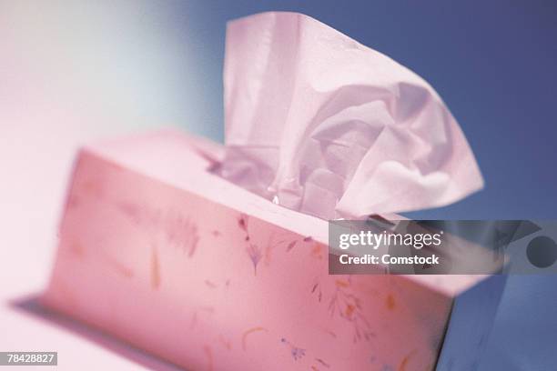 box of facial tissue - tissue box stockfoto's en -beelden