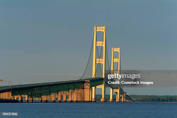 mackinac bridge , michigan , usa - pont mackinac photos et images de collection