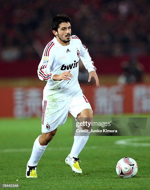 Gennaro Gattuso of AC Milan controls the ball during the FIFA Club World Cup semi final match between Urawa Red Diamonds and AC Milan at the...