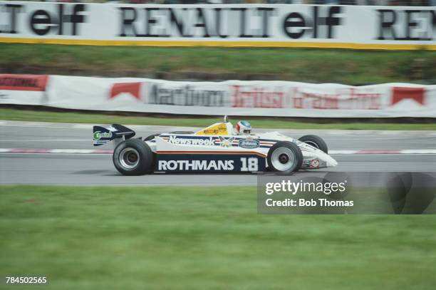 The Racing Success System By R Rothman 236 Rothmans Grand Photos & High Res Pictures - Getty Images