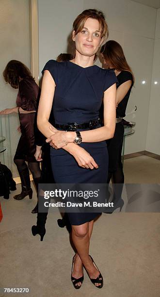 Socialite Jemima Khan attends the launch party of the Faith Bracelet designed by Jemima Khan and created by Boodles, at Boodles Bond Street December...