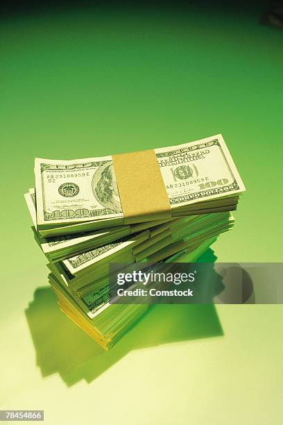 7,483 2000 Check Stock Photos, High-Res Pictures, and Images - Getty Images