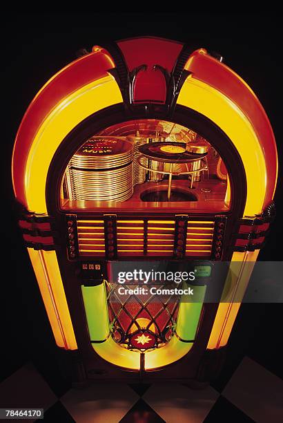 jukebox - jukebox stock pictures, royalty-free photos & images