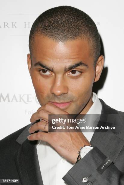 Tony Parker attends the Make a Wish, IWC Schaffhausen And Tony Parker - Gala Dinner on September 27, 2007 in Paris.