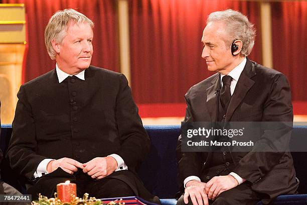 Spanish Tenor Jose Carreras meets Reverend Juergen Fliege . The Jose Carreras Gala is an annual TV Show and a fundraising campaign for the fight...