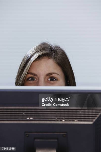Woman Head Over Computer Screen Peeking Computer Photos and Premium High Res Pictures - Getty Images