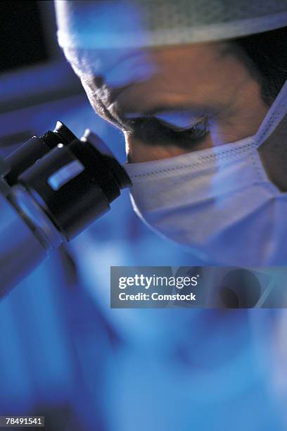 Microscope Operation Process Operation Microscope Photos and Premium High Res Pictures - Getty Images