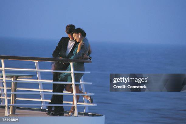 couple together on cruise ship - imbarcazione per passeggeri foto e immagini stock