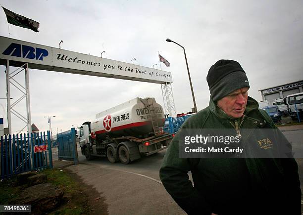 Farmers For Action Chairman and fuel price protester David Handley stands outside the Texaco oil refinery on December 15, 2007 in Cardiff, Wales....