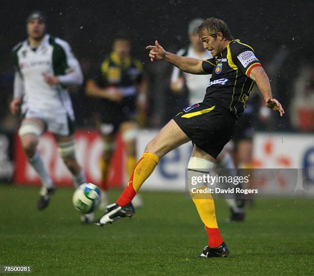 Percy Montgomery, the Perpigan fullback, kicks the ball upfield during the Heineken Cup match between Perpignan and London Irish at Stade Aime Giral...