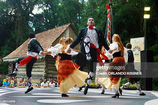 Portuguese descendants perform traditional dances during the Ethnics Dance festival, 16 December 2007, in Curitiba, Brazil as part of the Christmas...