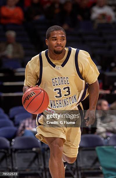 Maureece Rice 52 Classic Auburn V George Washington Stock Photos, High-Res Pictures ...