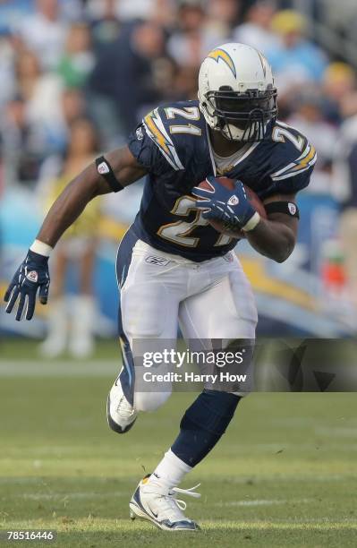 LaDainian Tomlinson of the San Diego Chargers runs the ball against the Detroit Lions on December 16, 2007 at Qualcomm Stadium in San Diego,...