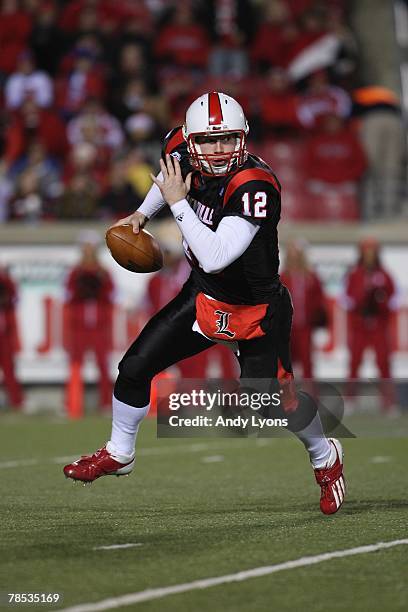 Brian Brohm of the Louisville Cardinals rolls out to pass during the Big East Conference game against the Rutgers Scarlet Knights on November 29,...