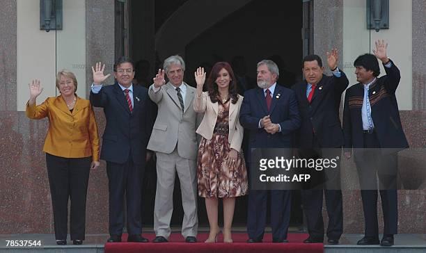 The presidents of Chile, Michelle Bachelet; of Paraguay, Nicanor Duarte; of Uruguay, Tabare Vazquez; of Argentina, Cristina Fernandez de Kirchner; of...