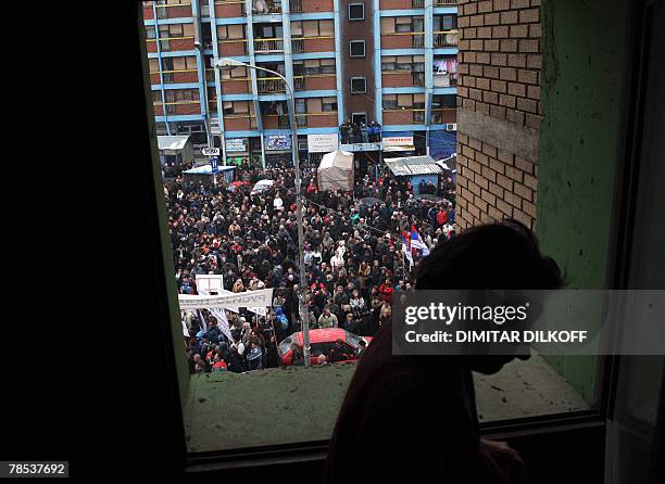 Serbs protest in the ethnically divided Kosovo town of Mitrovica, 18 December 2007, during a rally against EU leaders plan to deploy around 1,800...