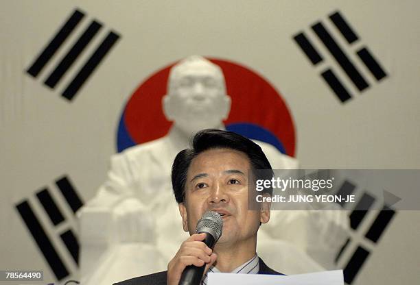 Chung Dong-Young, South Korean presidential candidate for the pro-government United New Democratic Party, speaks during a press conference in Seoul,...