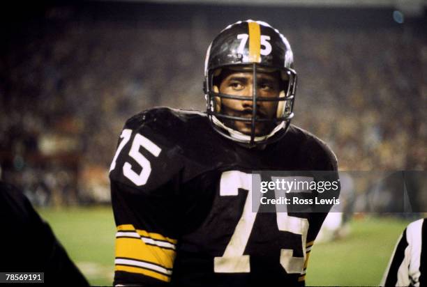 Hall of Fame defensive tackle "Mean" Joe Greene of the Pittsburgh Steelers during the Steelers 35-31 victory over the Dallas Cowboys in Super Bowl...