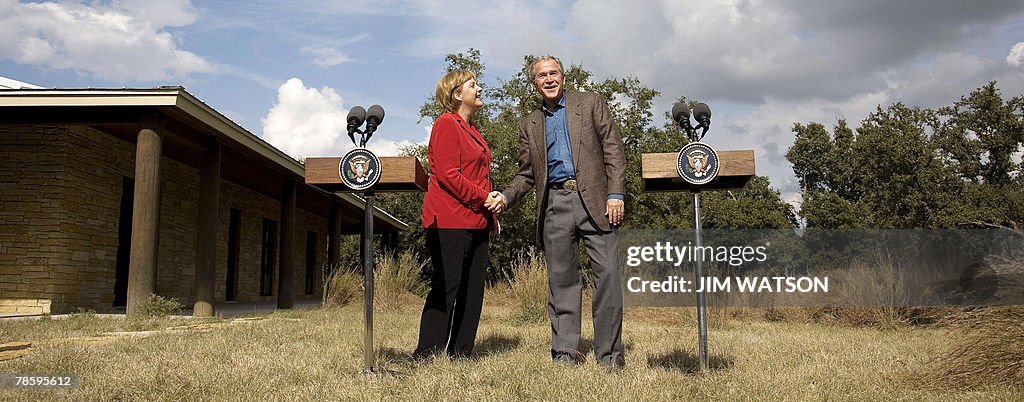 TO GO WITH AFP STORY "GERMANY-DIPLOMACY-