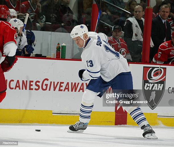 Mats Sundin of the Toronto Maple Leafs winds up to fire a slap shot during their NHL game against the Carolina Hurricanes on December 18, 2007 in...