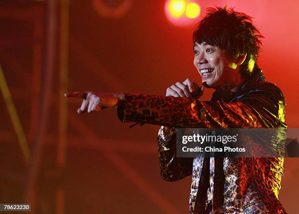 Azwin Singer 15 Taiwan Singer Ashin Stages Concert In Nanjing Stock Photos, High-Res ...