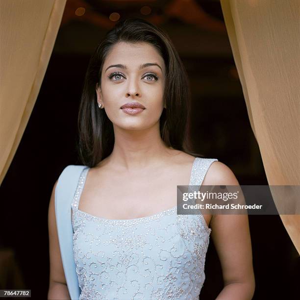 Aishwarya Rai Cannes 2002 Photos And Premium High Res Pictures Getty aishwarya-rai-cannes-2002-photos-and-premium-high-res-pictures-getty
