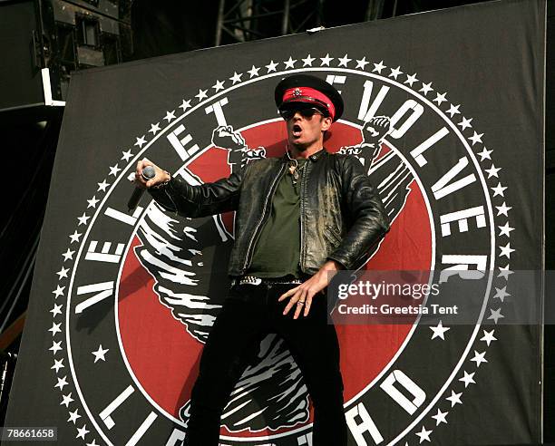 Scott Weiland of Velvet Revolver