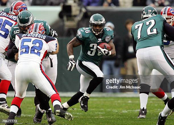 Brian Westbrook of the Philadelphia Eagles sets the team single season record for yards from scrimmage with this run early in the game against the...