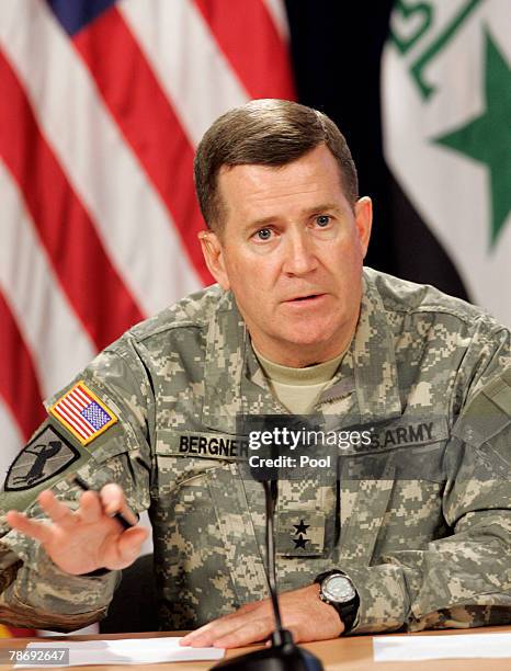 Major General Kevin Bergner the Multi National Force spokesman in Iraq, speaks during a press conference on January 2, 2008 in Baghdad, Iraq. (Photo...