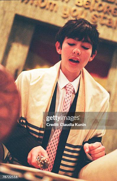 bar mitzvah - bar mitzvah stock pictures, royalty-free photos & images