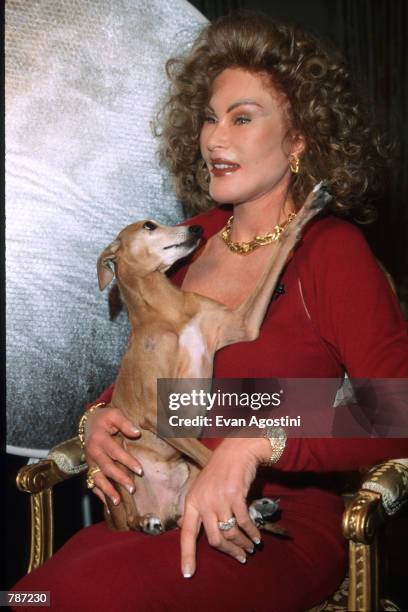 Socialite Jocelyne Wildenstein poses for a picture February 10, 1999 in New York City. Wildenstein is the wife of wealthy art dealer Alec Wildenstein.