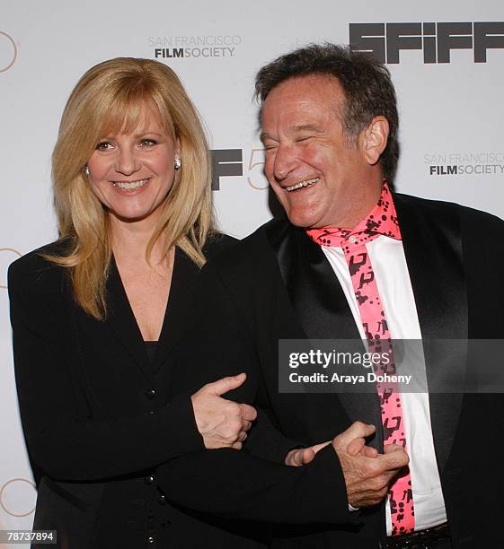 Bonnie Hunt and Robin Williams, recipient of the Peter J. Owens Award