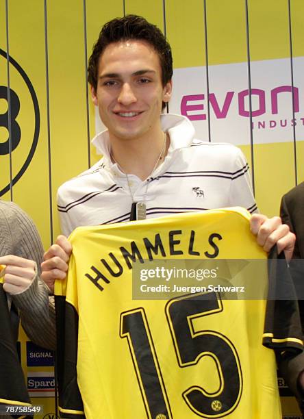 Mats Hummels attends a news conference of the German Bundesliga club Borussia Dortmund on January 4, 2008 in Dortmund, Germany. Hummels signed a...