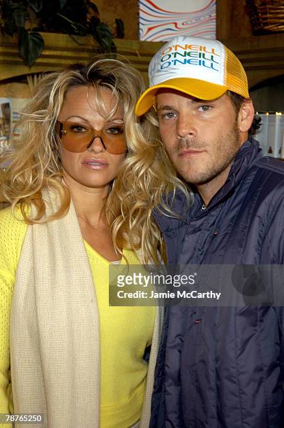 Pamela Anderson and Stephen Dorff in Fred Segal Salon at Village at the Lift