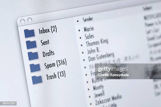 mail program on computer screen - spam photos et images de collection