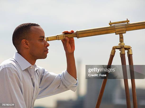 Thuisland pop Kauwgom 223 Black Man With Telescope Photos and Premium High Res Pictures - Getty Images Thuisland pop Kauwgom 223 Black Man With Telescope Photos and Premium High Res Pictures - Getty Images