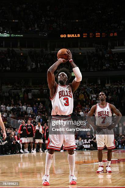 Ben Wallace of the Chicago Bulls scores his only point of the game on the first of two free throws with 3.2 seconds remaining to put the Bulls ahead...